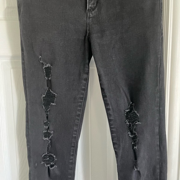 Abercrombie & Fitch Black Distressed Jeans - Picture 2 of 4